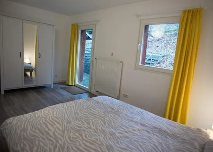 Waldhaus Anne * 尼蒂戈恩